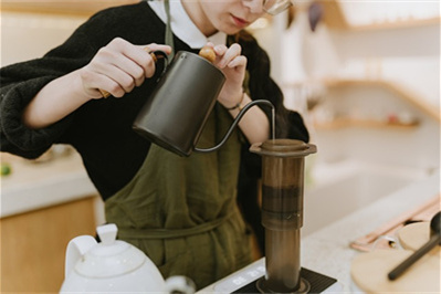 entj和intj哪个更优秀？intj和entj谁意志强？