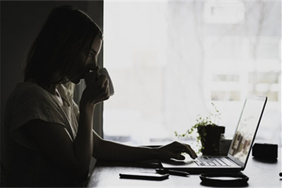 ISFP-T型人格的男性：解析动荡型探险家的内心世界